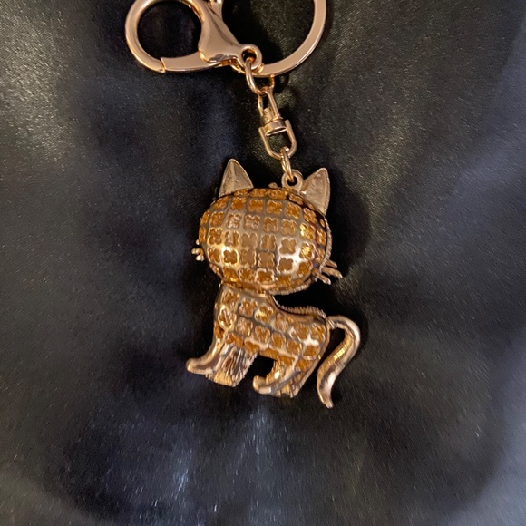 Cat Keychain with Rhinestones - Picture 3 of 3
